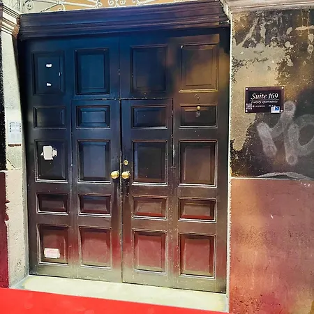 公寓 Suite169 Black