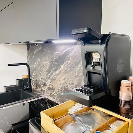 公寓 Suite169 Black *