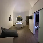 Suite169 Black Бари