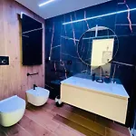 Suite169 Black