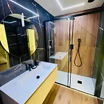 Suite169 Black