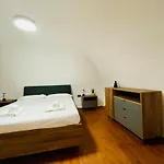 Апартаменты Suite169 Black