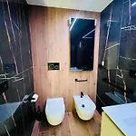 Апартаменты Suite169 Black Бари
