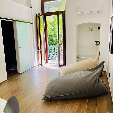 Διαμέρισμα Suite169 Black Μπάρι