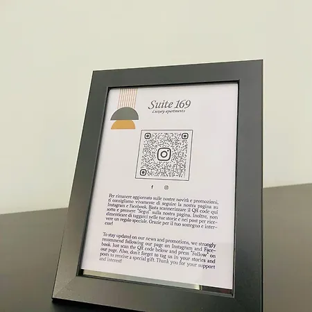 Suite169 Black Bari